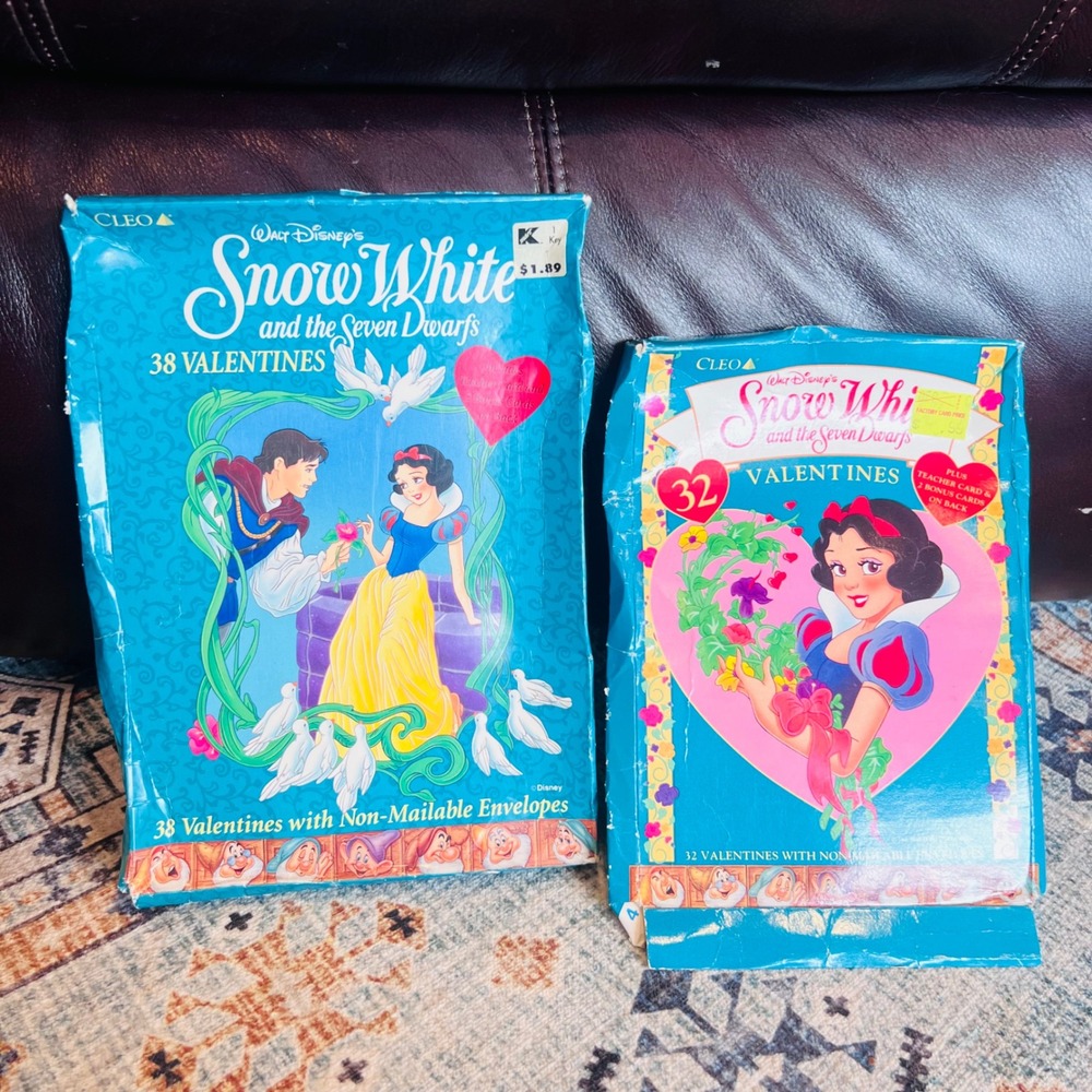 Set‎ Of 2 Disney's Snow White And The Seven Dwarfs Cleo Valentine's Day Cards